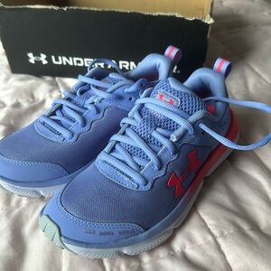 Under Armour GHE Assert 10
Purple and orange